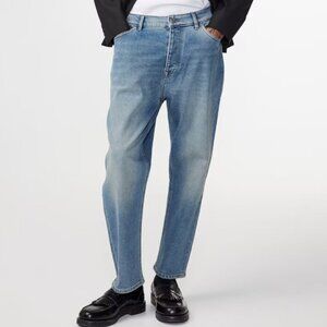 NN07 Frey Cropped Tapered Leg Regular Fit Jeans in Light Indigo